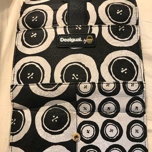 women’s long wallet